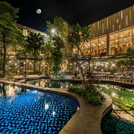 Holiday Inn Cikarang Jababeka By Ihg Exterior foto