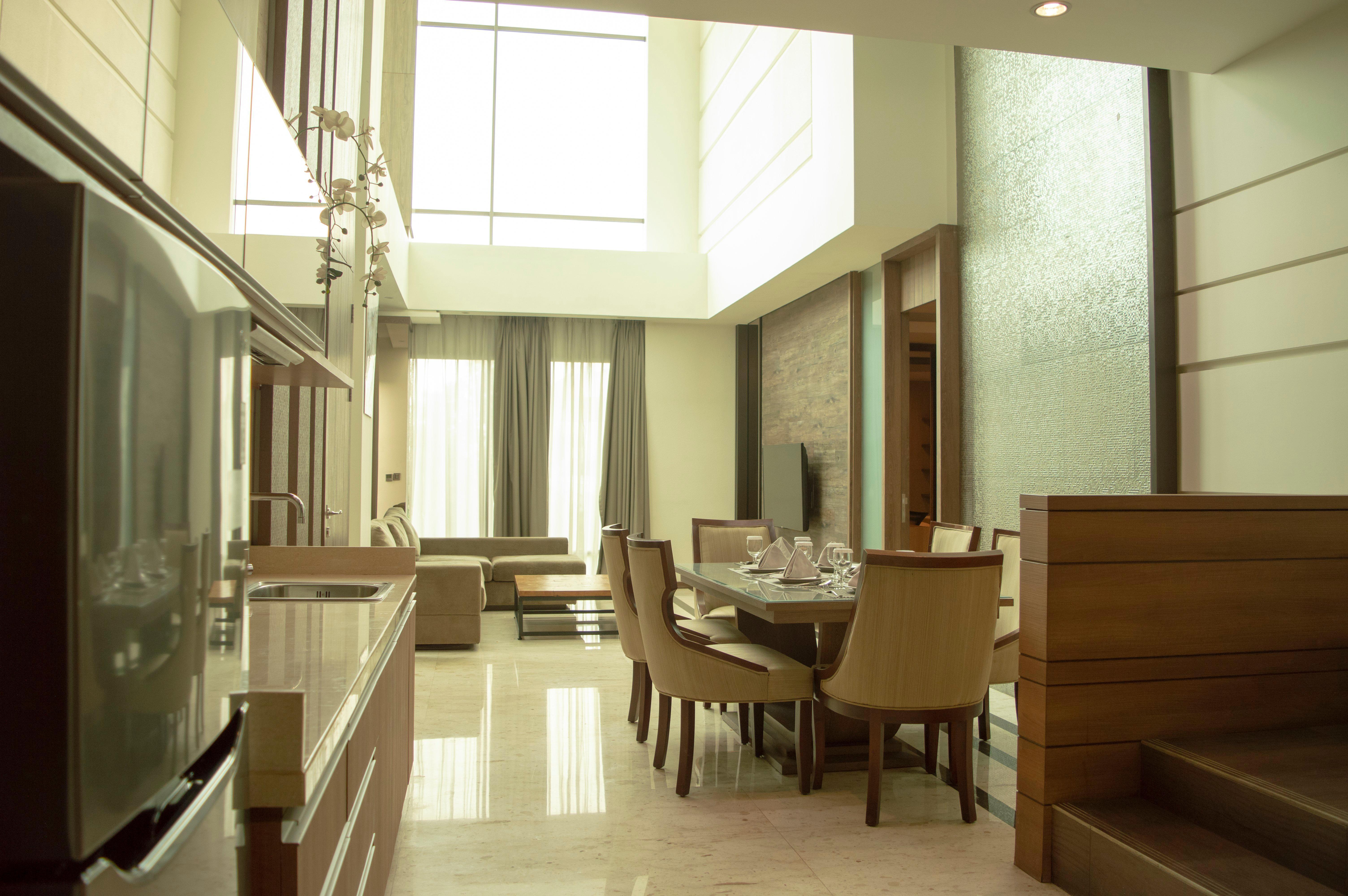 Holiday Inn Cikarang Jababeka By Ihg Exterior foto