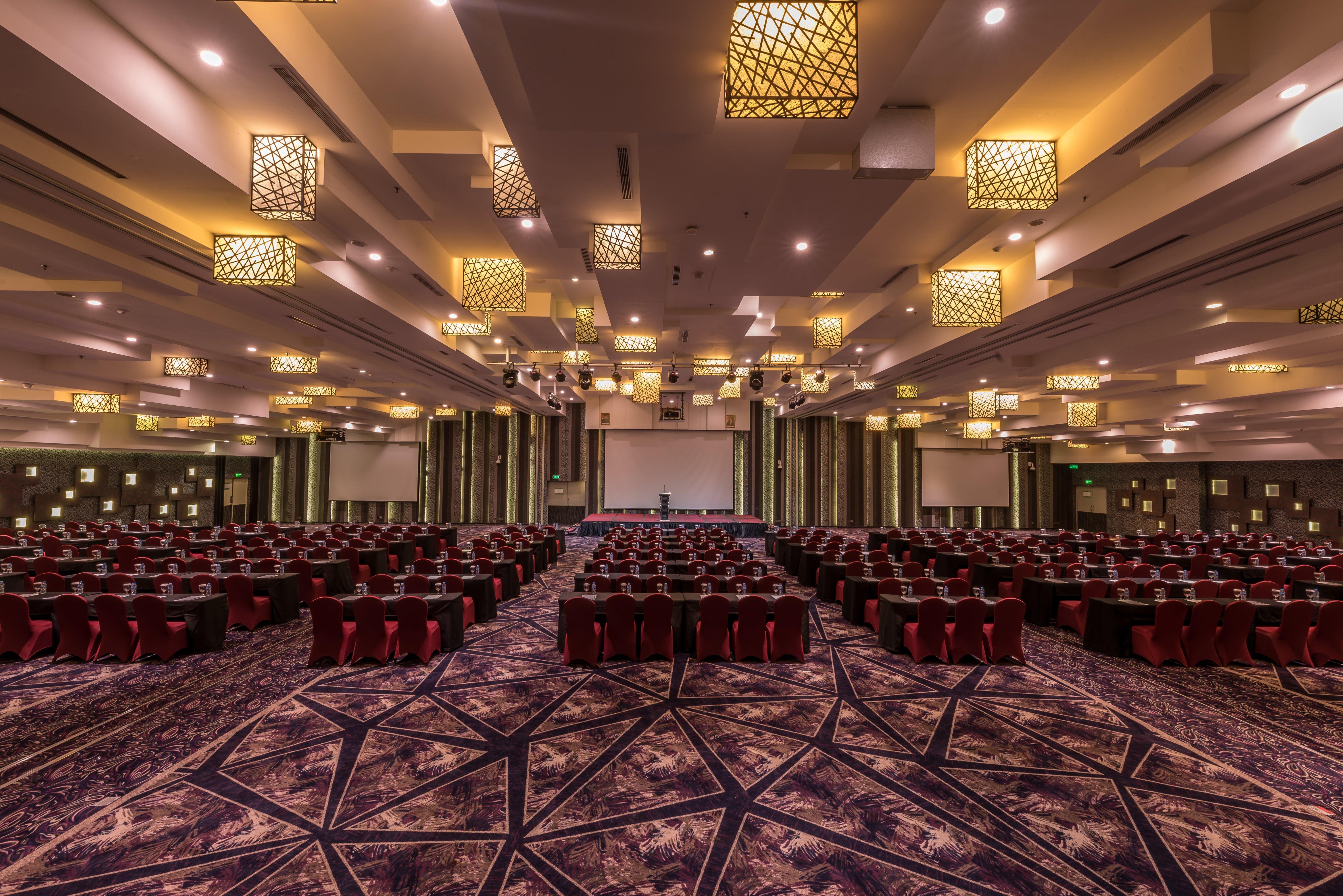 Holiday Inn Cikarang Jababeka By Ihg Exterior foto